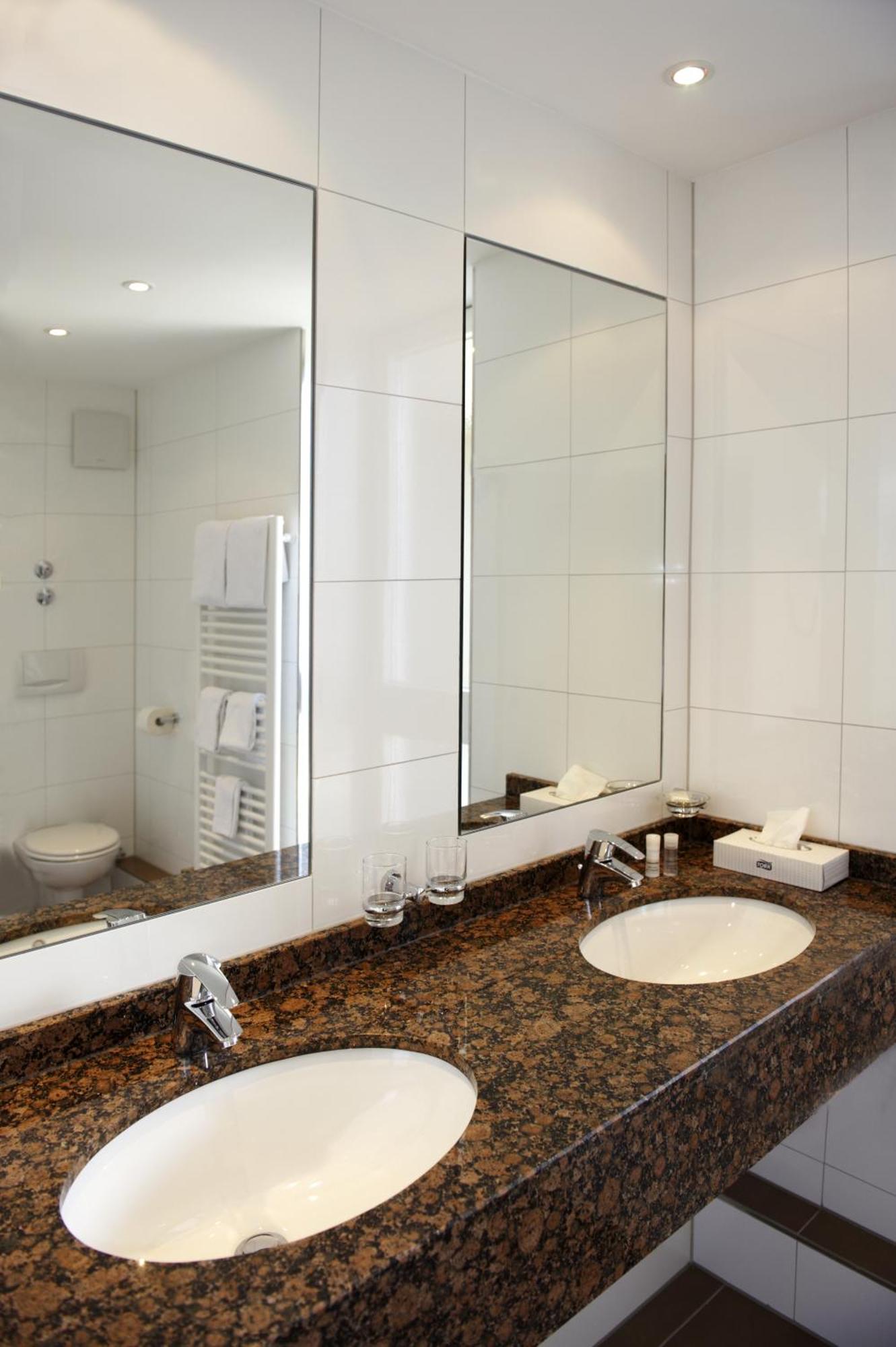 Stern Hotel Soller Ismaning Eksteriør billede